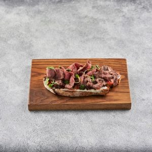 Брускетта с Ростбифом