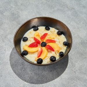 Каша дружба с ягодами/фруктами на выбор