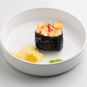 Гункан с острым осьминогом