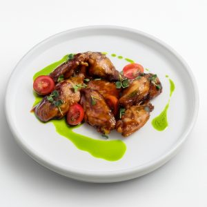 Куриные крылья в глазури терияки