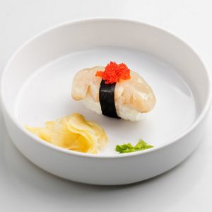Нигири суши с гребешком